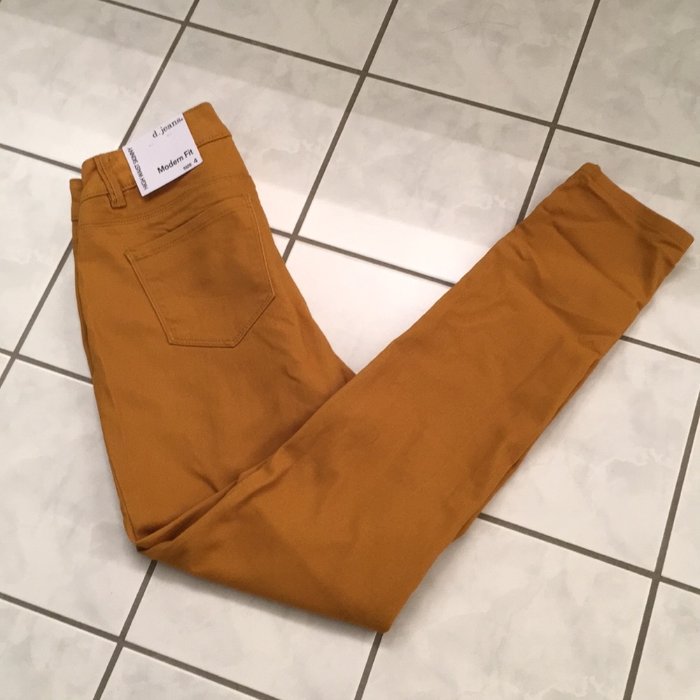 d. jeans size 4